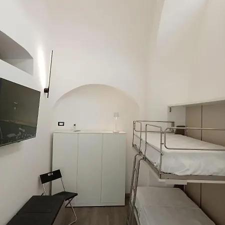 Neruda Chic House Sant'angelo アパート *