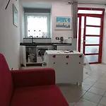 Neruda Chic House Sant'angelo Appartement
